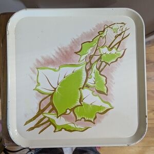 Vintage Mid century Green Leaves Toleware Metal Lap Tray Lot Of 4, About 10 1/2